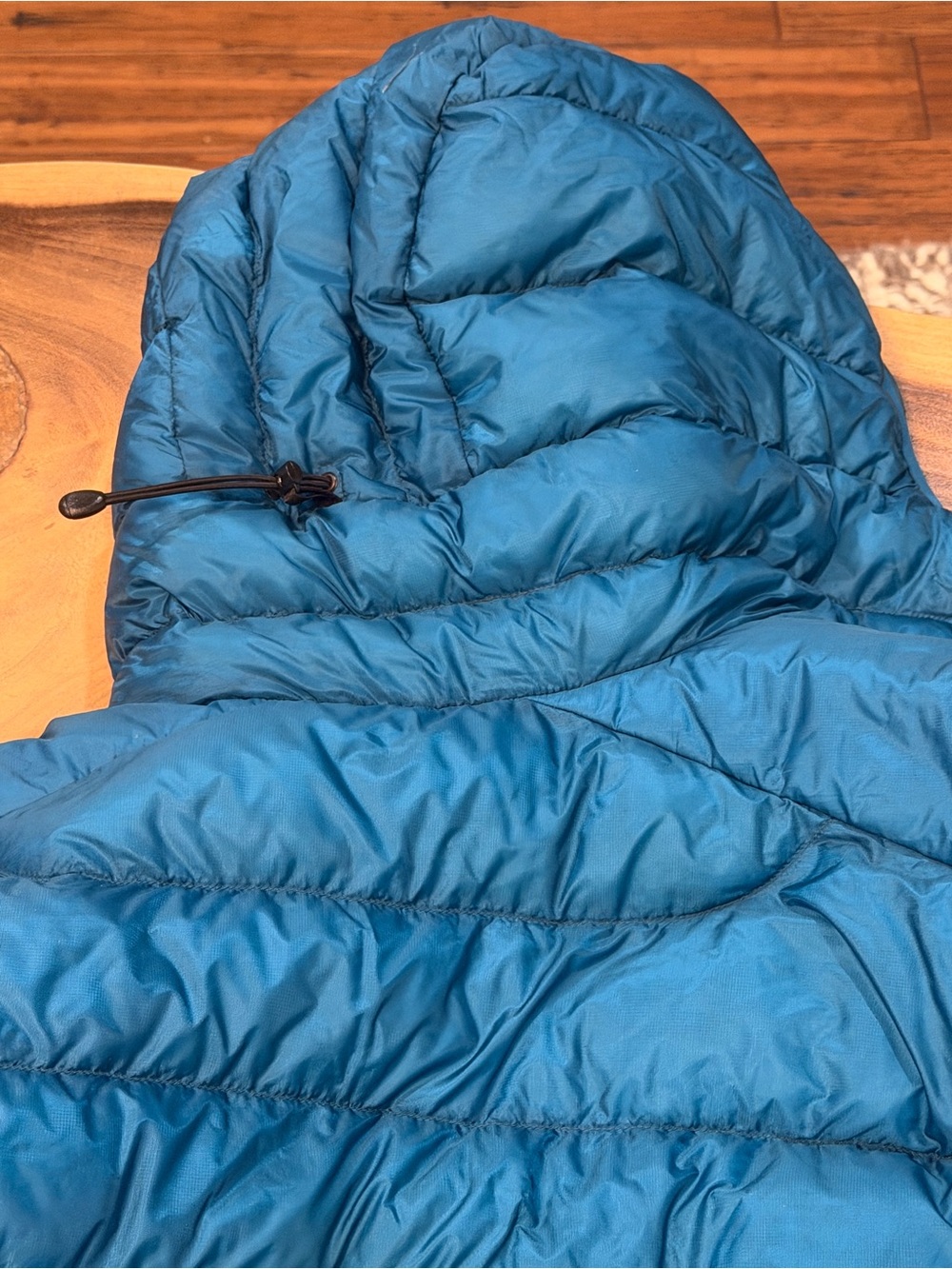 Arc'teryx Blue Quilted Down Hooded Puffer Jacket - Picture 7 of 7